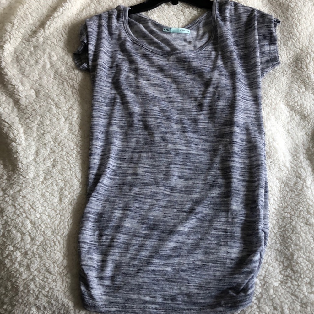 blueish gray t shirt